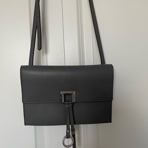NWOT CALVIN KLEIN CROSSBODY BAG